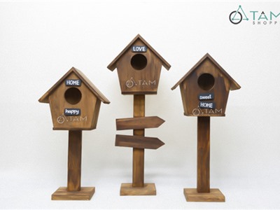 Nhà chim gỗ nâu Vintage có chân đế W-NHCHIM-01